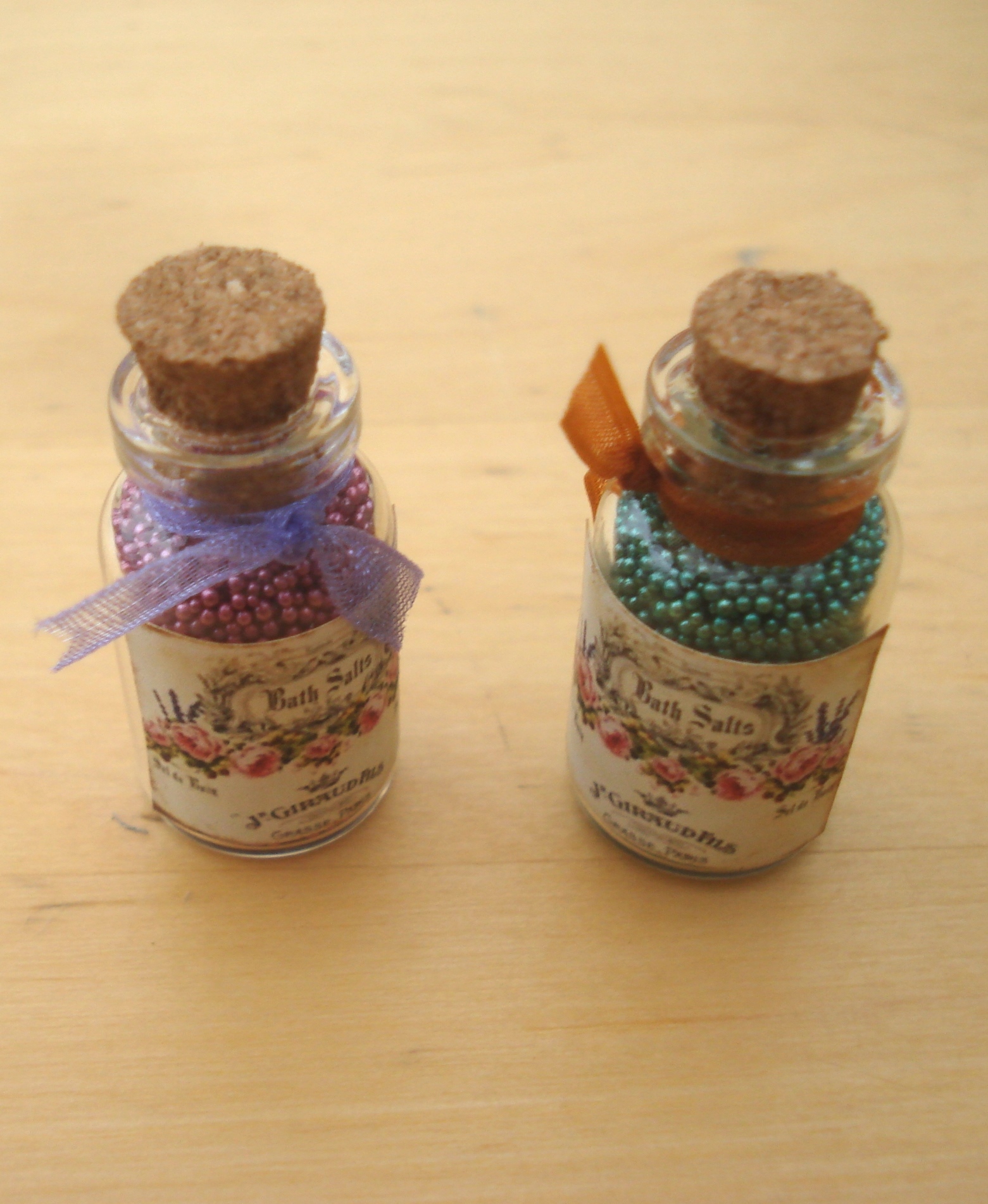 2 MINI POTS DE SELS DE BAIN ref sel3   l'chelle GENE